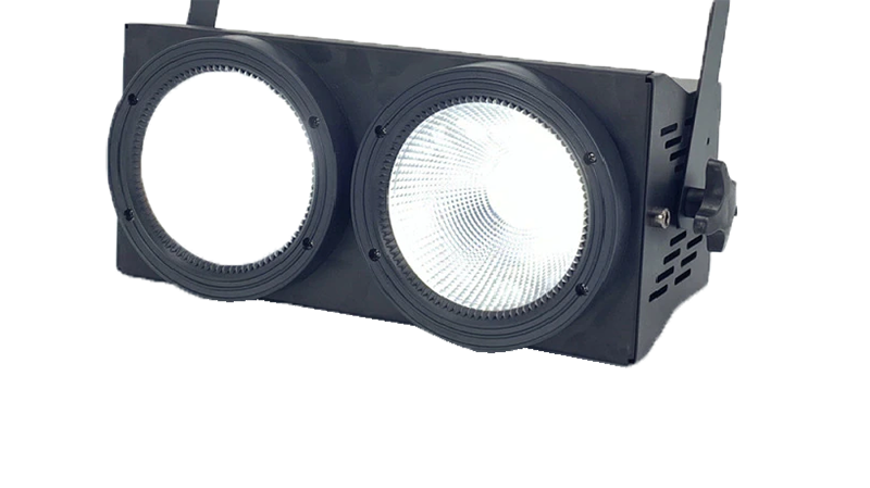 BLINDER COB 2 на100Вт ок