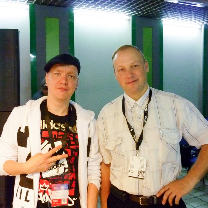 Я_и_Диджей_из_Европпы,_демонстрировал_возможности_оборудования